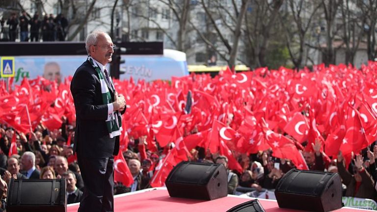 CHP’nin Kürt oylarını kazanma stratejisi: Bölgede hangi isimler üzerinde duruluyor?