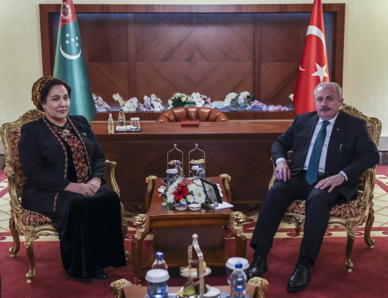 TBMM Başkanı Şentop’un, Türkmenistan Milli Konseyi Meclis Başkanı Mammedova ile görüştü…