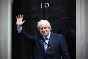 Londra’da Belediye Başkanlığı, İngiltere’de Dışişleri Bakanlığı ve Başbakanlık yapan, Türk kökenli Boris Johnson’ın bilinmeyen yönleri…