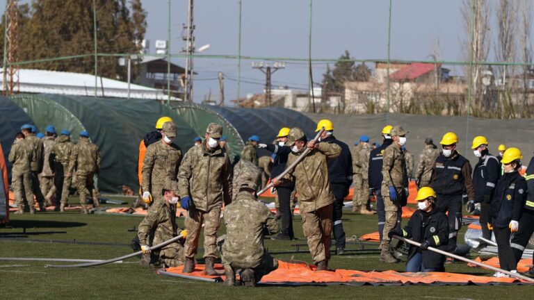 Abdulkadir Selvi: Mehmetçik sahaya geç mi çıktı?