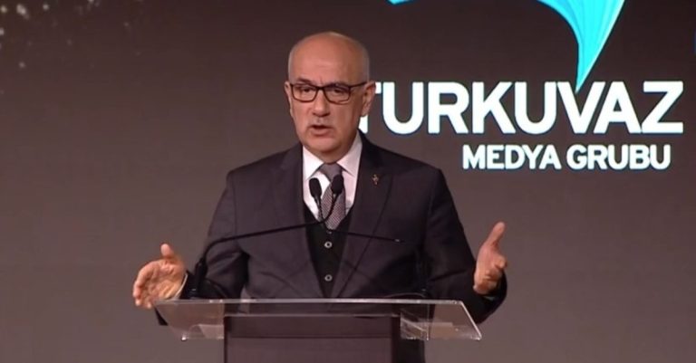 Tarım ve Orman Bakanı Prof. Dr. Vahit Kirişçi, “2030’da su kaynaklarımız yüzde 25 azalacak, iyi bir çalışmayla yüzde 50 tasarruf mümkün”