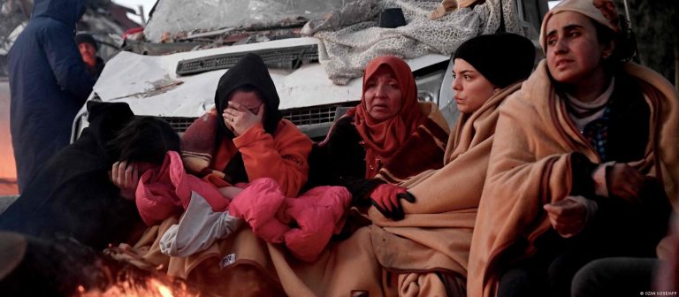 AFAD: 12 bin 873 kişi hayatını kaybetti