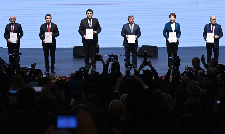 Perspektif: Altılı Masanın Koalisyon Metni | Sorunlar ve Çelişkiler