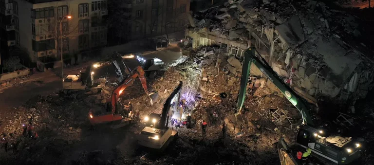 İçişleri Bakanlığı depremzedelere yardımla ilgili sıkça sorulan 7 soruya yanıt verdi