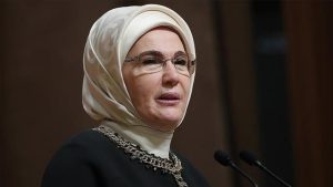 Emine Erdoğan: Deprem haberiyle yüreğimize ateş düştü