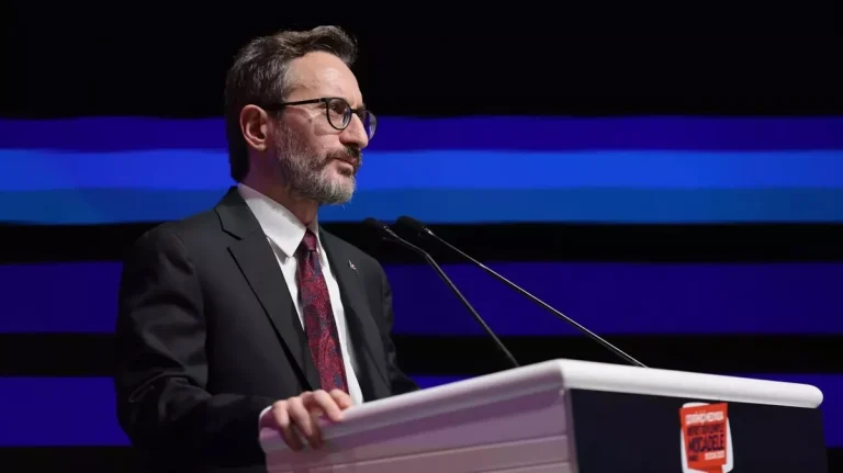 İletişim Başkanı Altun: Teyitsiz ve yalan bilgiler kurtarma faaliyetlerine zarar verdi