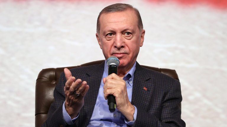 Cumhurbaşkanı Erdoğan, “Küresel güçler 14 Mayıs seçimlerini etkilemek için yoğun çaba harcıyor”