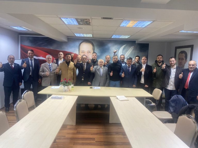 İktidara yürüyen yeniden Refah Kocaeli’de Başkanlık Divanı…