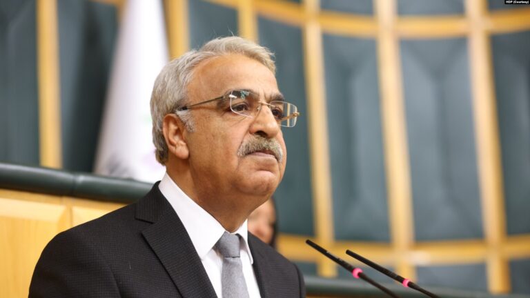 HDP Yeşil Sol Logosu ve İttifakla mı Seçime Girecek?