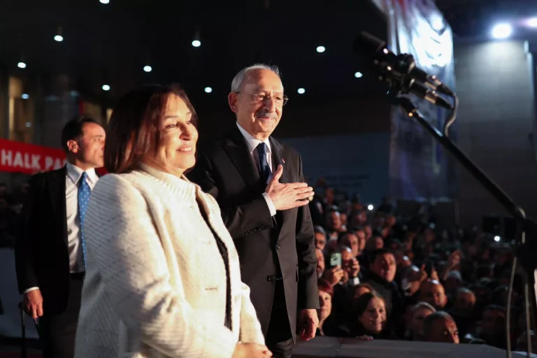 Kılıçdaroğlu’nun kampanya ekibinden ilk poster