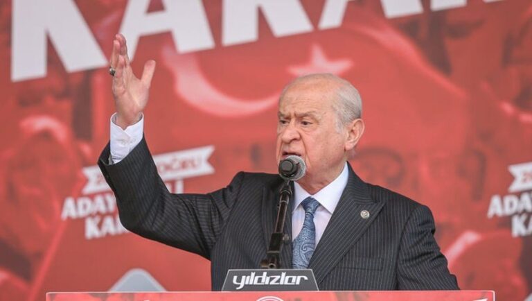 (MHP) Genel Başkanı Bahçeli, “Milliyetçi Hareket Partisi ve Cumhur İttifakı milli bağımsızlığımızın gücü, varoluşumuzun güvencesi, milli birlik ve kardeşliğimizin güvenliği”