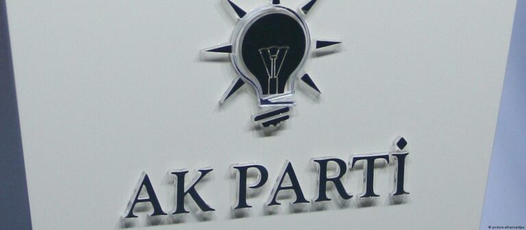 AK Parti’de seçim mesaisi sürüyor