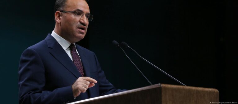 Bozdağ: Erdoğan’ın adaylığı anayasal haktır