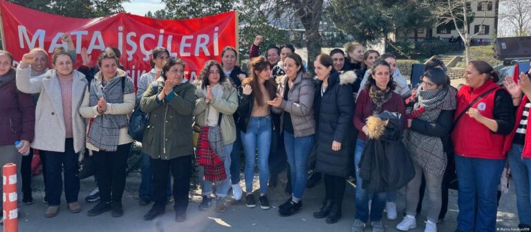 Tuzla’da işçi eylemi: İnsanca çalışmak istiyoruz