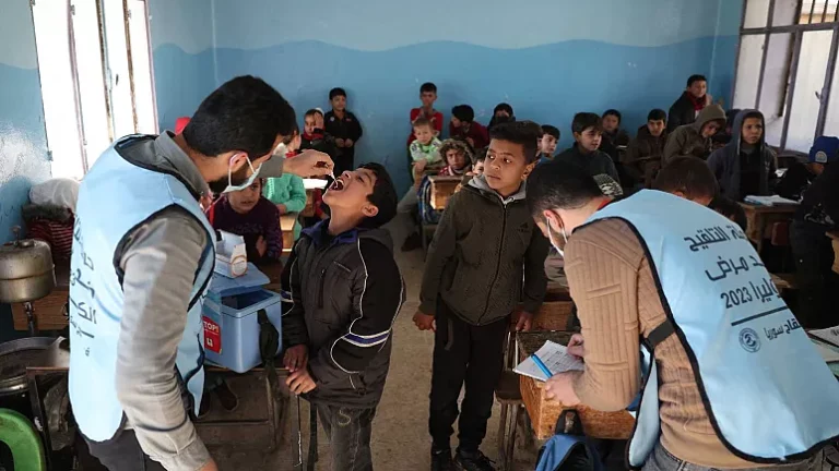 BM, Suriye’de muhaliflerin kontrol ettiği bölgede koleraya karşı aşı kampanyası başlattı