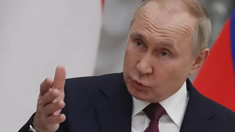 Putin Belarus’a neden taktik nükleer silah yerleştirmek istiyor?
