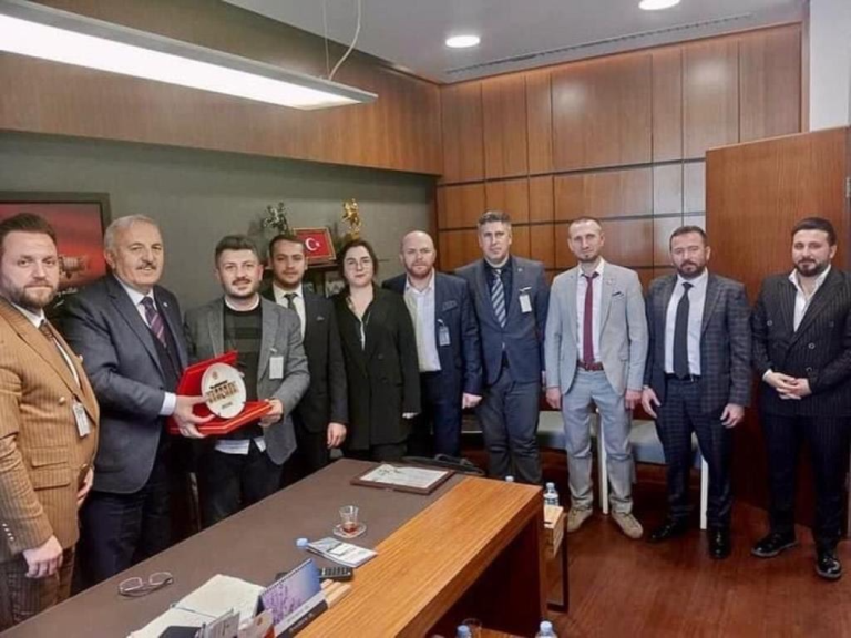 İstanbul Samsunlu Genç İş İnsanları Derneği (İSGİD) TBMM’de…