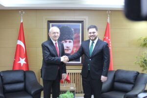 Cumhuriyet Halk Partisi (CHP) Genel Başkanı ve Cumhurbaşkanı adayı Kılıçdaroğlu, (BTP) Genel Başkanı Hüseyin Baş’ı ziyaret etti