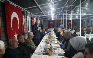 Millî Savunma Bakanı Hulusi Akar, Hatay’da Kanaat Önderleri ile İftarda Konuştu