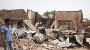 Sudan’da ateşkes yine ihlal edildi, tahliyeler yavaşladı