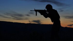 Pençe Kilit’te 2 terörist etkisiz hale getirildi