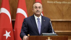Bakan Çavuşoğlu’ndan 6’lı koalisyona HDP tepkisi… “Oy alacağız diye ülkeyi mi böldüreceksiniz?”