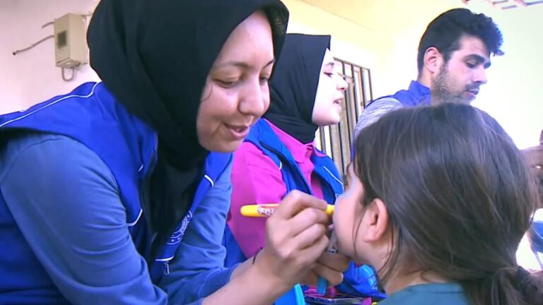 Acısını yüreğine gömdü, kendini depremzede çocuklara adadı