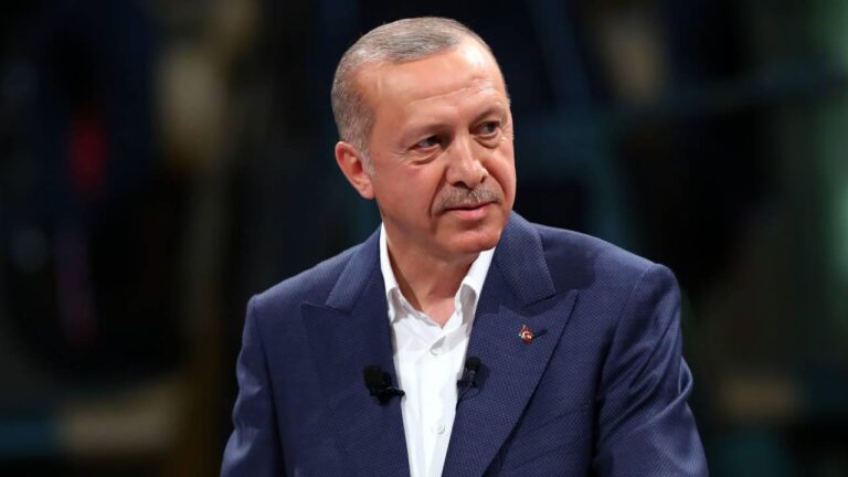 Cumhurbaşkanı Erdoğan vefatının 30. yılında Turgut Özal’ı andı