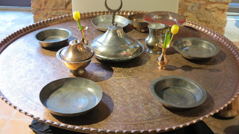 “Kalaylı cevher bakır” sergisi İstanbul Lale Vakfı’nda açıldı