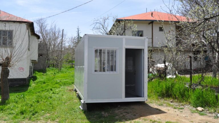 Afet bölgesine 65 bin katlanabilir konteyner kurulacak