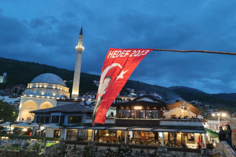 Kosova’dan Mektup Var!