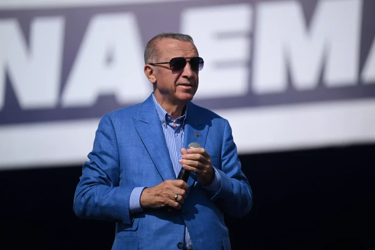 Cumhurbaşkanı Erdoğan: FETÖ’cü taktiklerle gerçekleri örtemezler