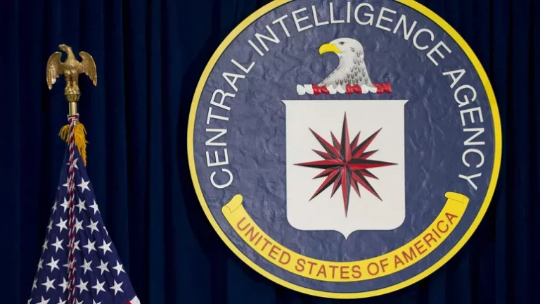 CIA, Ruslara yönelik ‘bizim için casusluk yapın’ kampanyası başlattı