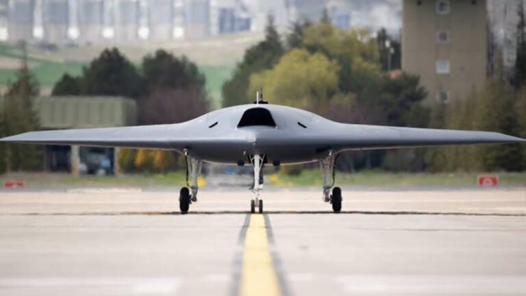 İsmail Demir: Bu ay duyacağınız bir ses ANKA-3 olabilir