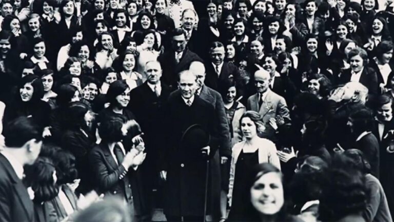 Ulu Önder Mustafa Kemal Atatürk’ten gençliğe armağan: 19 Mayıs