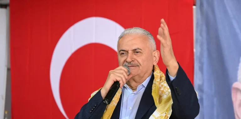 AK Parti Genel Başkanvekili Binali Yıldırım, Ödemiş’te konuştu