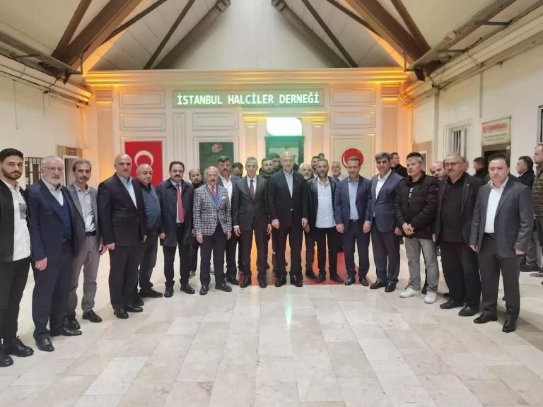 İçişleri Bakanı Soylu, hal esnafını ziyaret etti