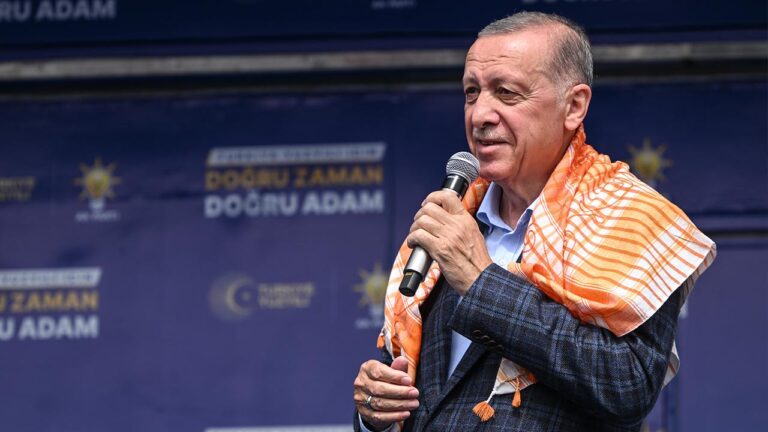 Cumhurbaşkanı Erdoğan: Galeyana gelmeyin, tepkinizi sandıkta gösterin