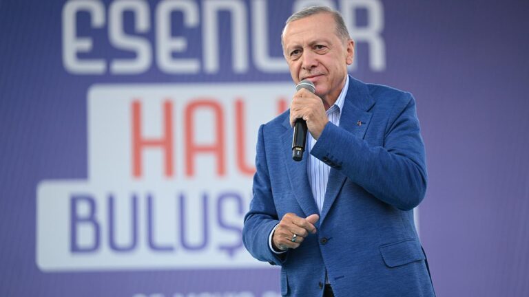Cumhurbaşkanı Erdoğan: “Milletimiz ülke tarihinin en büyük yatırım ve kalkınma hamlesiyle son 21 yılda tanıştı”