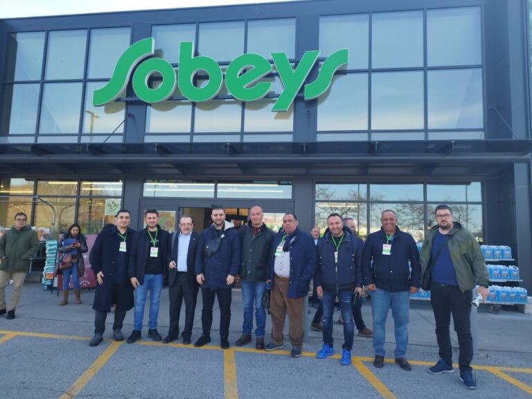 Uludağ Yaş Meyve Sebze İhracatçıları Birliği’nin (UYMSİB) Kanada çıkarması 