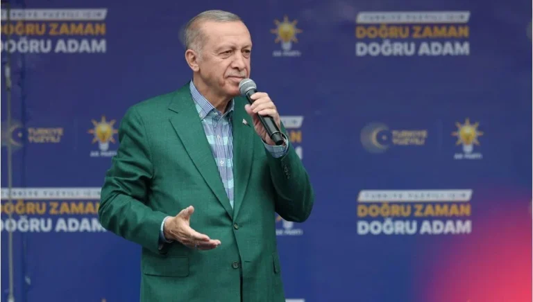 Cumhurbaşkanı Erdoğan, “Her fırsatta Türkiye’nin 21 yıllık kazanımlarını rakamlarıyla hatırlatmaya çalışıyoruz”