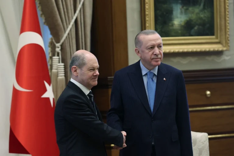 Almanya Başbakanı Scholz, Cumhurbaşkanı Erdoğan ile telefon görüşmesi gerçekleştirdi