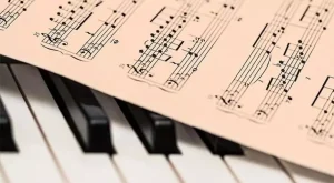Müzik, zenginleşiyor mu, dejenere mi oluyor?