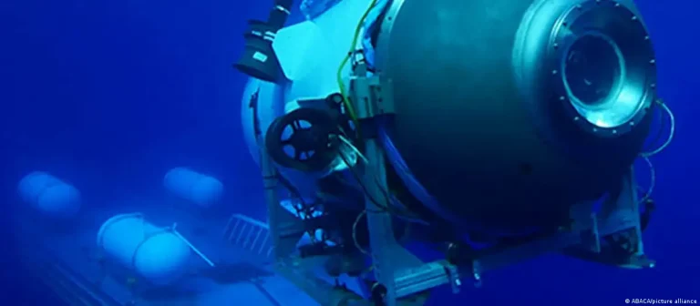 Titanik’e turist taşıyan denizaltı için zamana karşı yarış