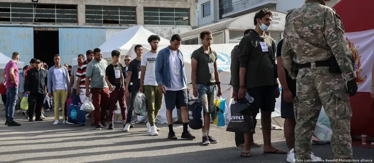 Yunanistan: Sahil güvenlik gemi faciasının ardından suçlamalarla karşı karşıya