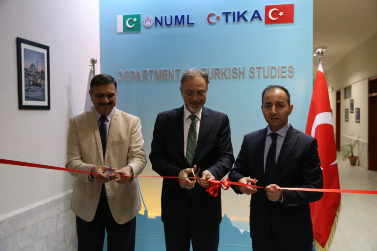 TİKA’dan Pakistan’da Türkçe Eğitim Altyapısına Destek