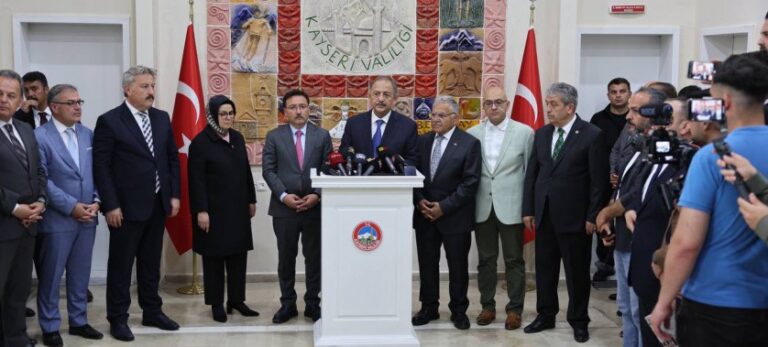 Çevre, Şehircilik ve İklim Değişikliği Bakanı Özhaseki, “Bir deprem ülkesiyiz, bunu böylece kabul edelim”