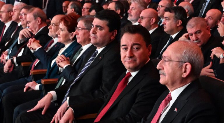 Türkiye’de muhalefetin tutarsızlığı