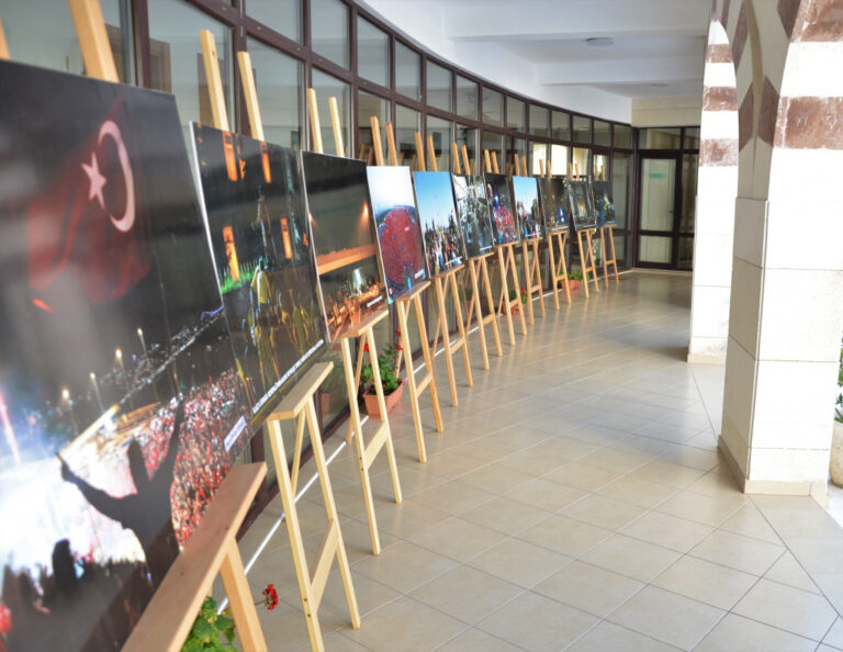 Karadağ’da “15 Temmuz” Konulu Etkinlik Düzenlendi      7 saat önce