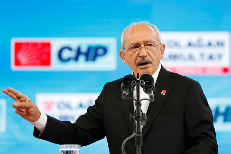 CHP Halk TV dışında hangi kanallarla anlaştı? Hangi kanallar CHP’den para alıyor? Canlı yayında sert sözler: Kiralık medya!.